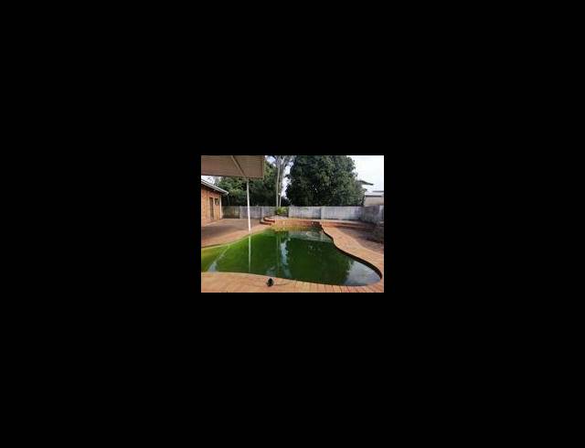 4 BEDROOM HOUSE FOR SALE IN BRACKENHAM